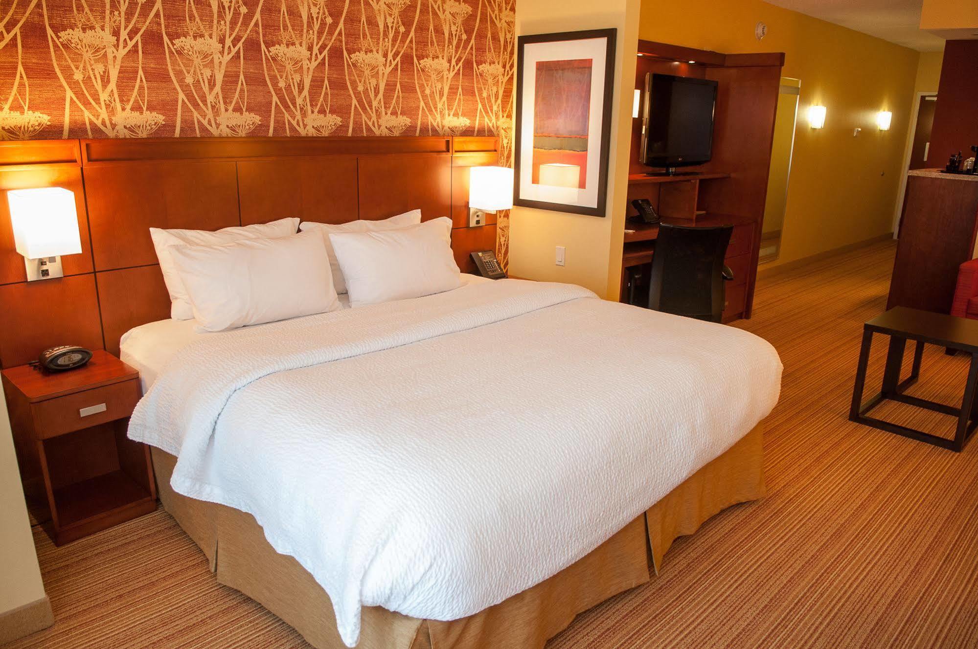 Hotel Courtyard By Marriott Pittsburgh North/Cranberry Woods Cranberry Township Esterno foto